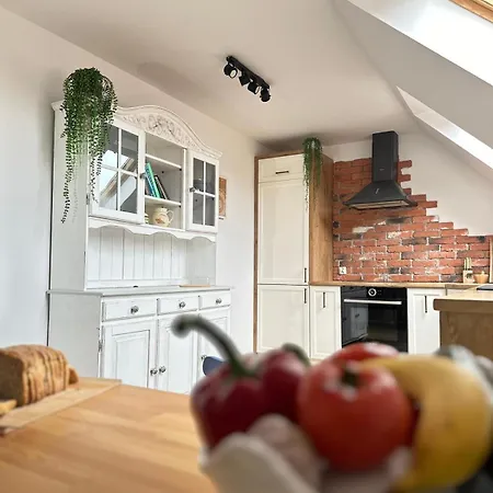 Nad Jeziorem Rybical 1 *